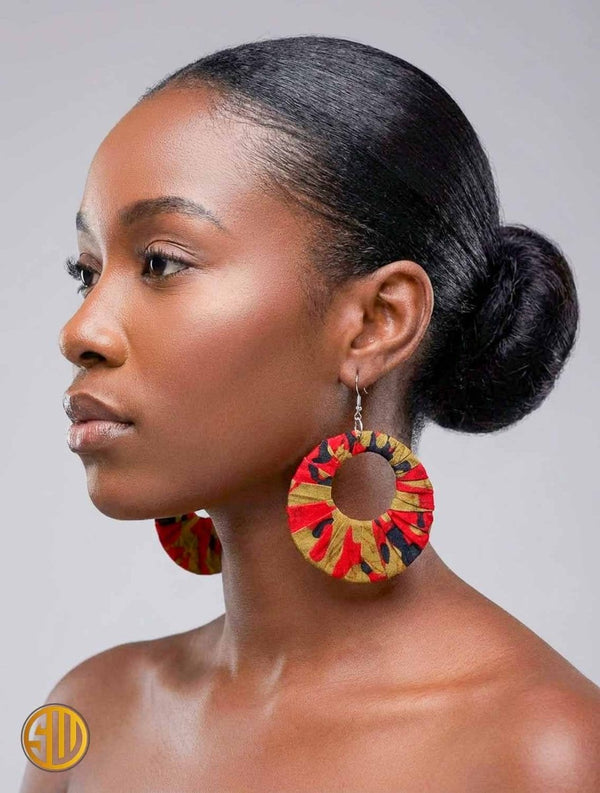 Boucles d’oreilles africaines en wax – Fait main au Kenya (plusieurs motifs)