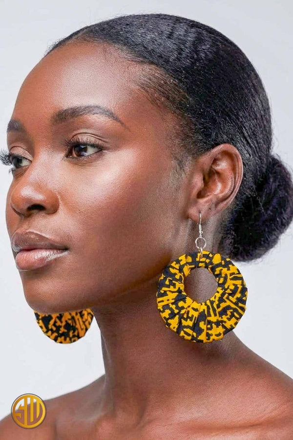 Boucles d’oreilles africaines en wax – Fait main au Kenya (plusieurs motifs)
