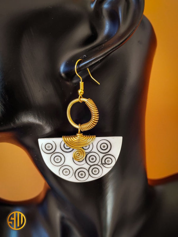 Boucles d'Oreilles en Corne blanche Artisanale - Kenya