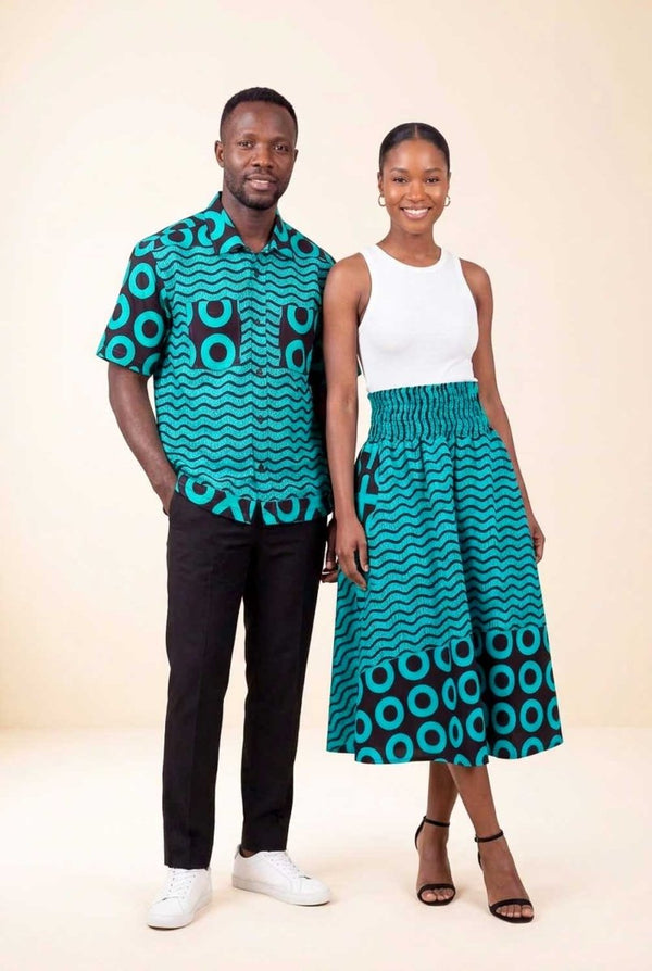 Ensemble couple wax assorti turquoise jupe africaine et chemise homme motif vagues