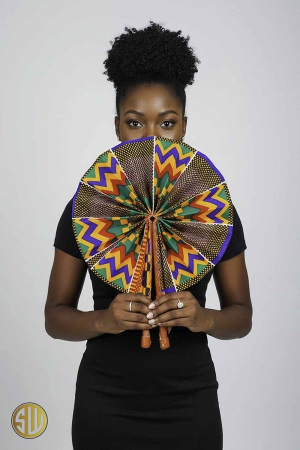 Éventail africain en wax multicolore et cuir – Fait main au Kenya