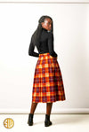 Jupe midi évasée en wax motif carreaux