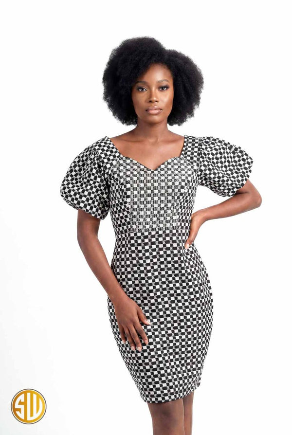 Robe courte wax manches bouffantes – motifs géométriques, fait main